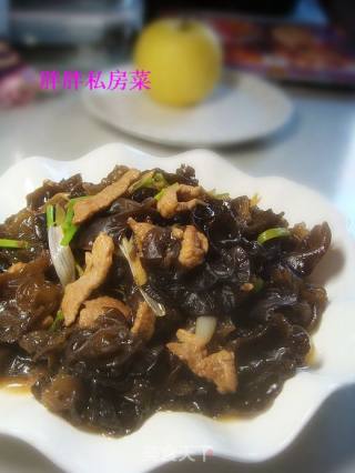 黑木耳炒肉片的做法