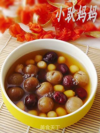 桂圆红枣炖莲子的做法