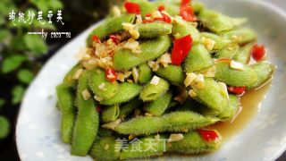 泡椒炒毛豆荚的做法