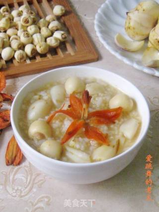 百合花莲子小米粥的做法