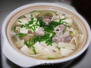 千张排骨煲的做法