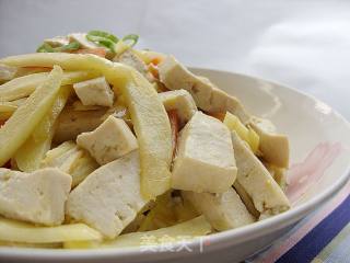 苏北土味----------茭白烧豆腐的做法