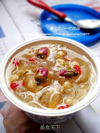 茉莉玫瑰银耳羹的做法