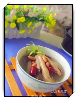 【养生汤煲】花生鸡脚汤的做法