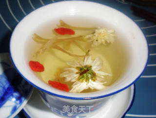 清凉金银花八宝茶的做法