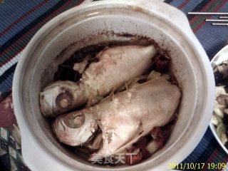 砂锅焗大眼鱼的做法