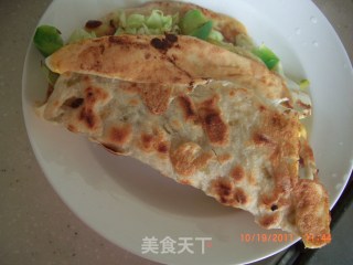 自制大连特色美食——煎饼果子的做法