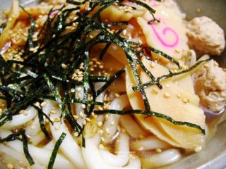 汤好面才好——鸡肉丸汤煮乌冬的做法