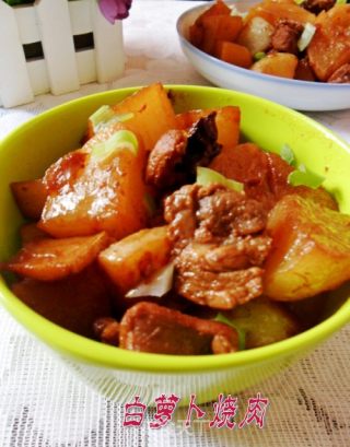 白萝卜烧肉的做法