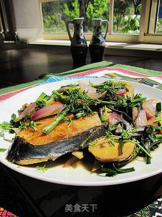 姜葱煎焗马鲛鱼（spanish mackeral）的做法