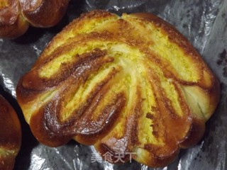 花形椰蓉面包