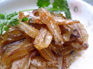 椒盐江鱼干的做法