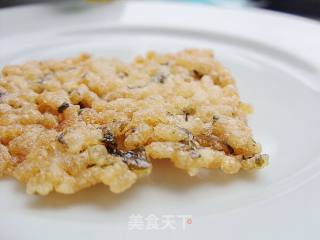 小零食-------------紫菜脆锅巴的做法
