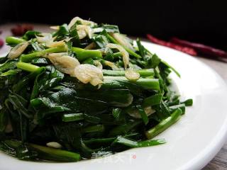 浓浓家乡味----------韭菜炒虾皮的做法