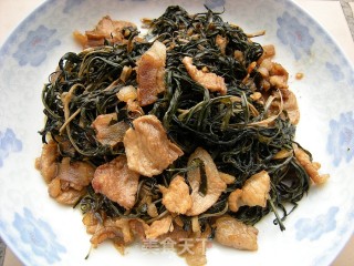 山间野味——肉片柳蒿芽的做法