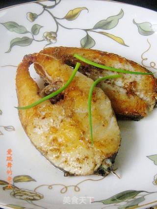 椒盐香煎海鲈鱼的做法