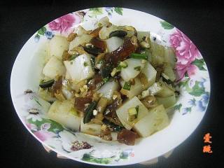 皮蛋榨菜拌凉粉的做法