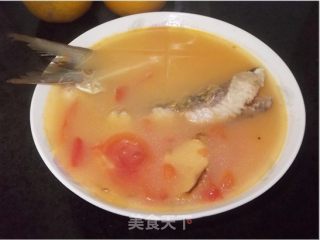 番茄鱼骨汤的做法