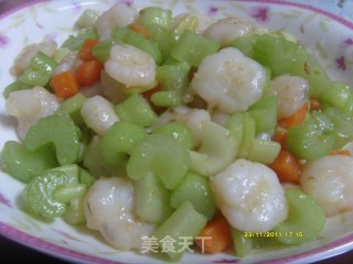 西芹虾仁的做法