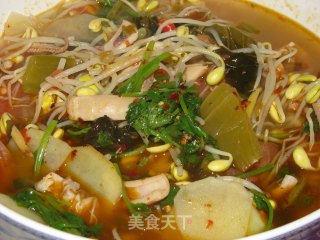 酸菜鱿鱼汤的做法