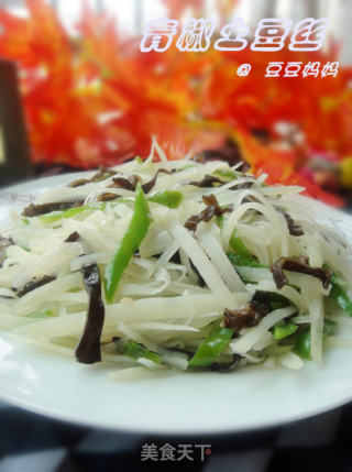 人人都会的一道家常小炒——青椒木耳土豆丝的做法