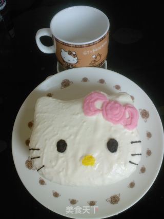 hello kitty（芝士慕斯+海绵）的做法