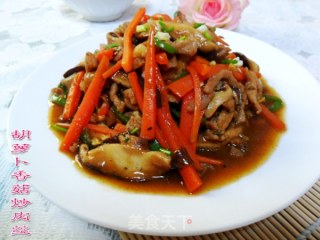 胡萝卜香菇炒肉丝的做法
