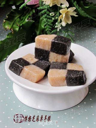 棋格芝麻栗子糕的做法