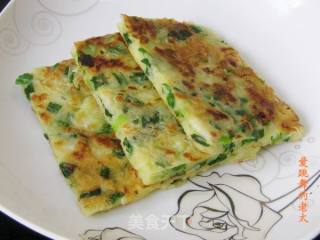 青蒜鸡蛋饼的做法
