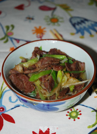 葱爆羊肉的做法
