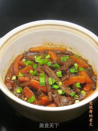 牛肉胡萝卜砂锅煲的做法