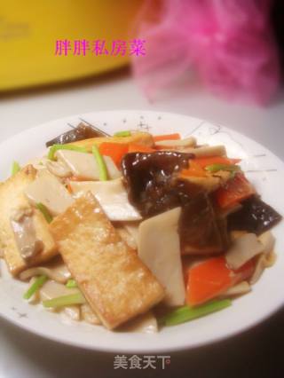 杏鲍菇炖豆腐的做法