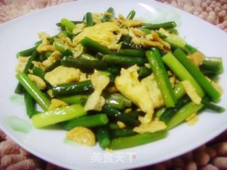 蒜苔炒蛋的做法