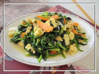 菠菜炒鸡蛋的做法