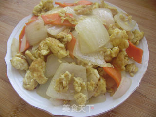 家常菜----圆葱炒鸡蛋的做法