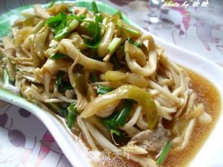 榨菜鸡丝拌金针菇的做法