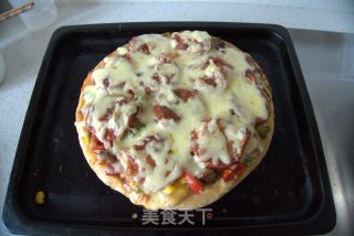 馅料十足——培根烤肠PIZZA的做法
