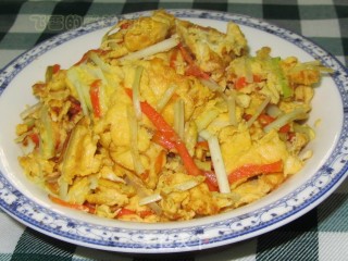 韭芽炒鸭蛋的做法