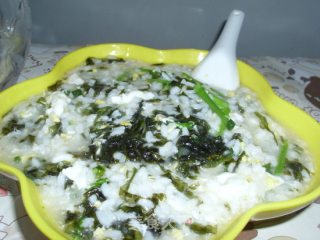 紫菜鸡蛋粥的做法