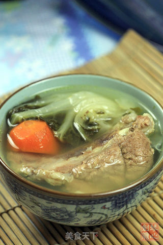 白菜煲猪大骨汤的做法