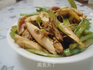 豆角炒鸡肉的做法