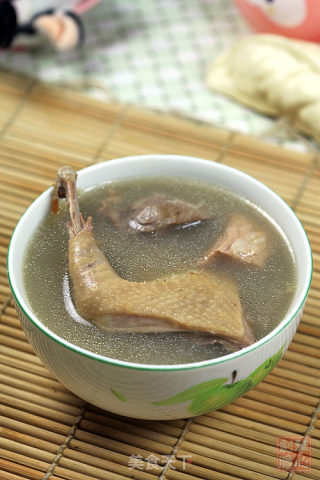 土茯苓绿豆老鸽汤的做法