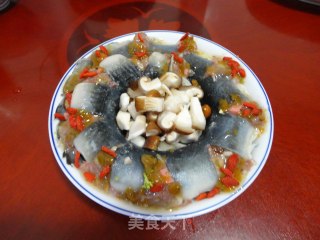 酸梅酱蒸鳗鱼的做法
