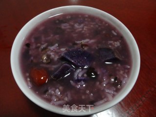 开胃养颜----糯米紫薯红豆粥的做法
