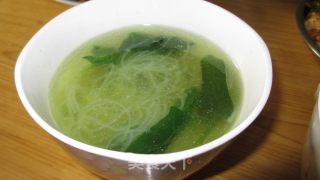 菠菜虾皮粉丝汤的做法