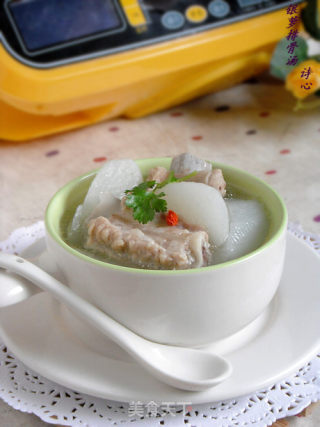 不油不腻清淡爽口—银萝排骨汤的做法