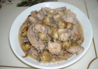 慈菇焖鸡翅的做法