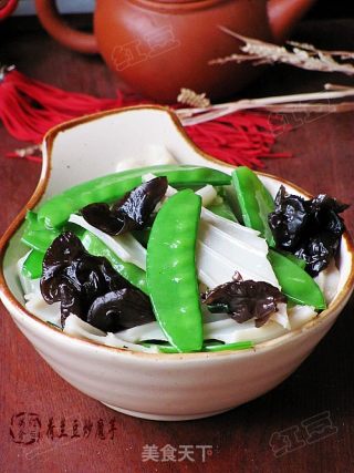 荷兰豆炒魔芋的做法