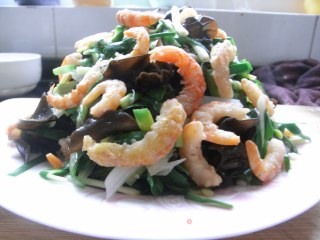 海米青拌韭菜黄的做法