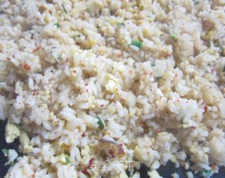 蒜炒蛋炒饭的做法